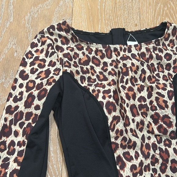 NWT Cupshe Long Sleeve One Piece Swimsuit - Picture 3 of 11